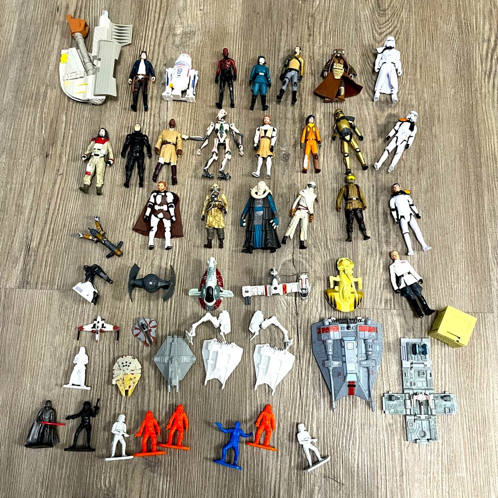 90's to 2000's Star Wars Figure LFL Lot 49 Figures/vehicles/hotwheel diecast EUC